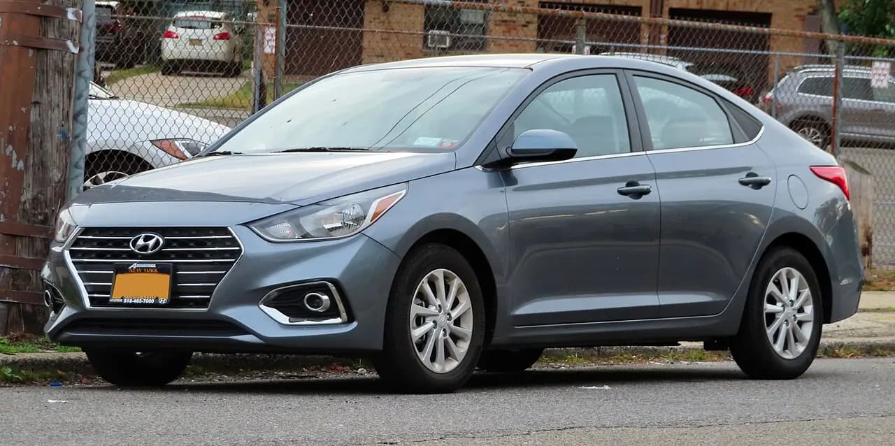 Hyundai Solaris II Sedan (2017–Presente)