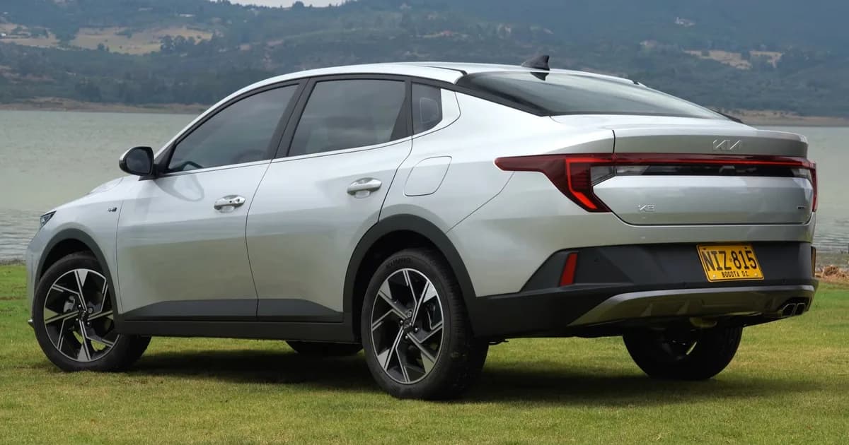 Kia K3 (BL7) Sedan (2023–Presente)