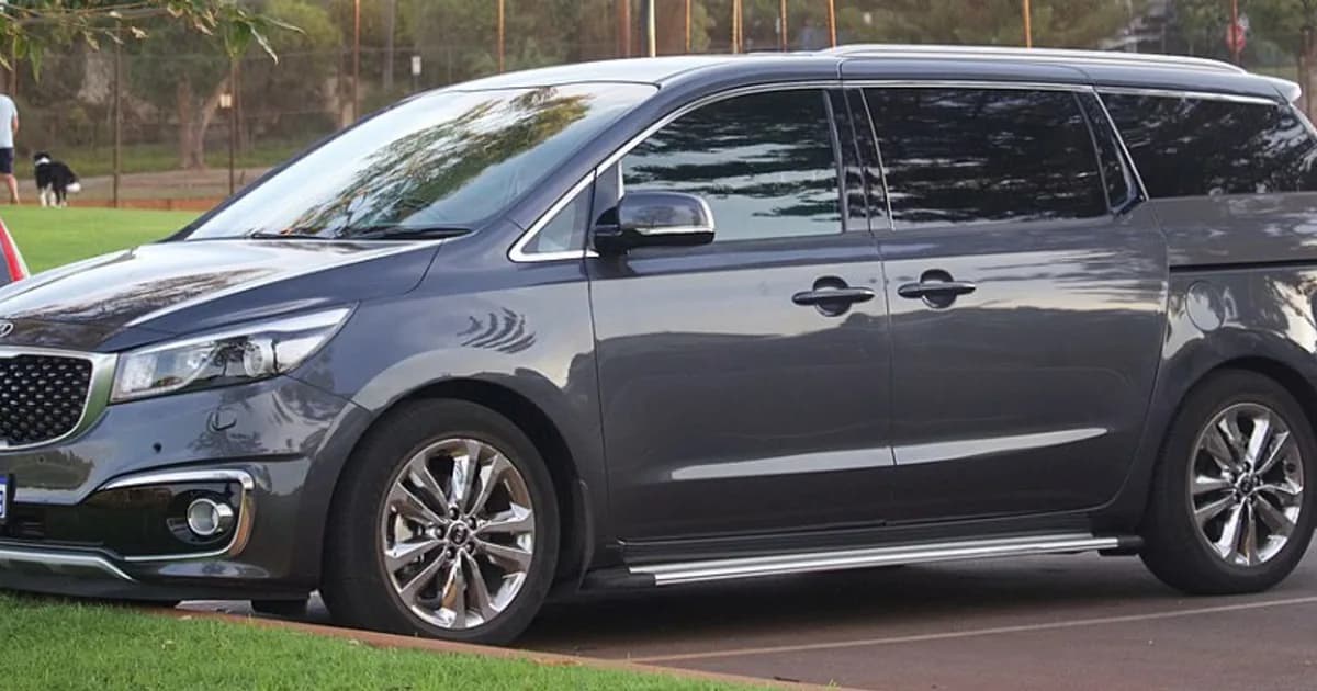 Kia Sedona III (2015–Presente)