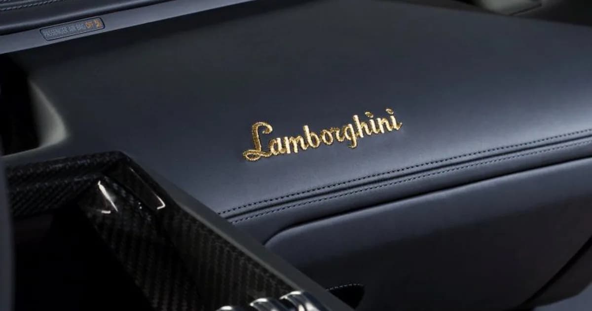 Lamborghini Aventador Miura Homage (2016–Presente)