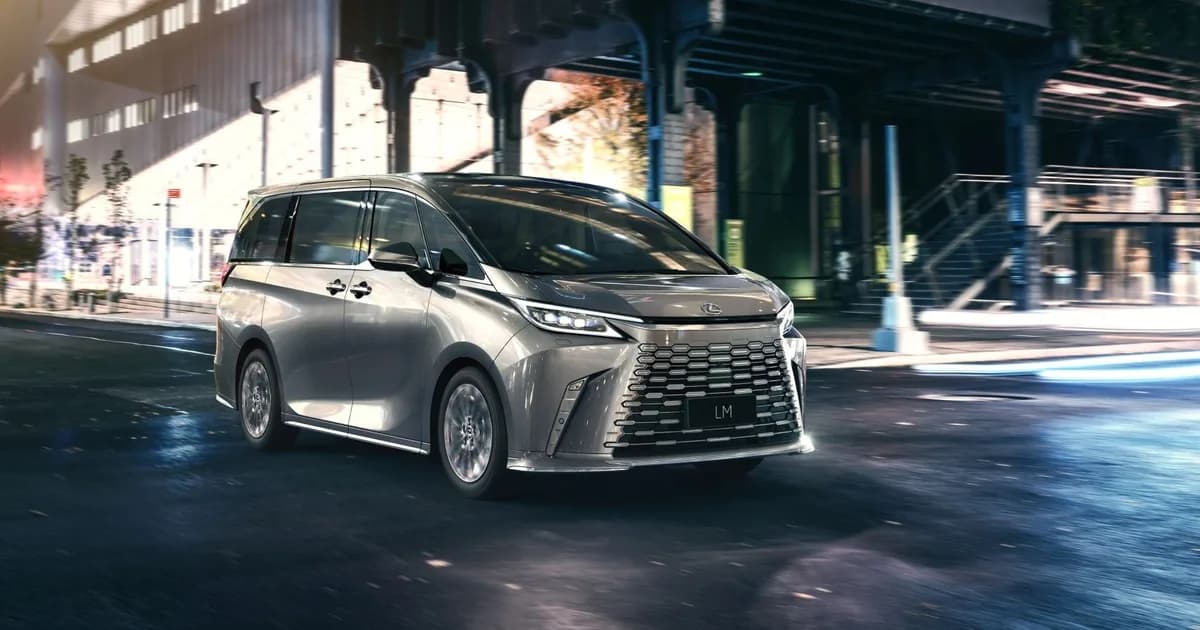 Lexus LM II (2023–Presente)