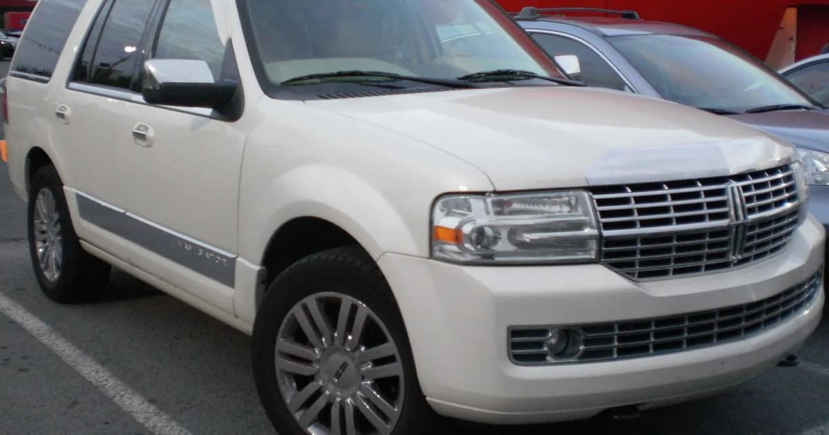 Lincoln Navigator III (2006–2014)