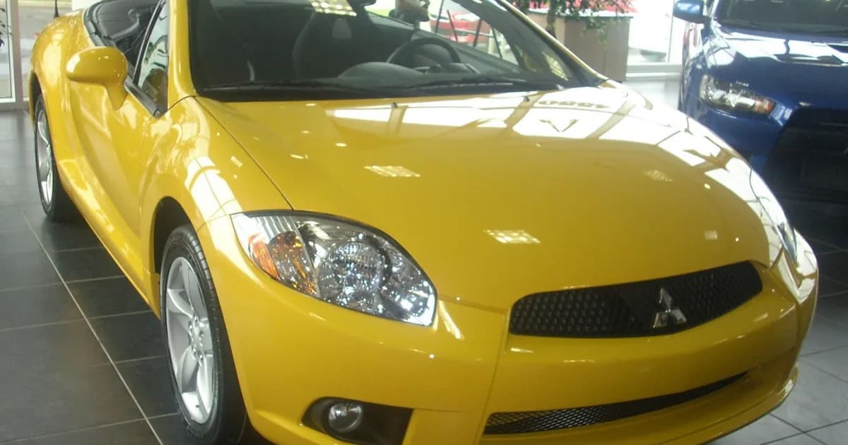 Mitsubishi Eclipse Spyder IV (4G, facelift 2009) (2009–2011)