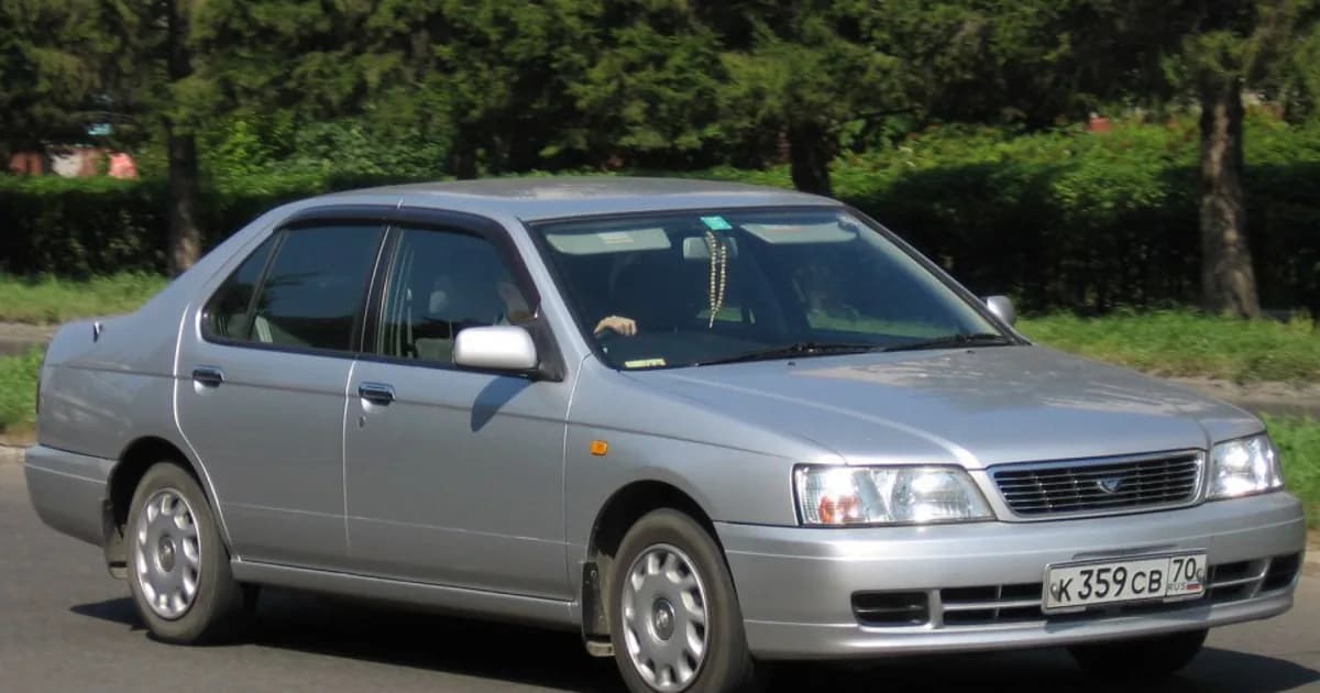 Nissan Bluebird (U14) (1996–2001)