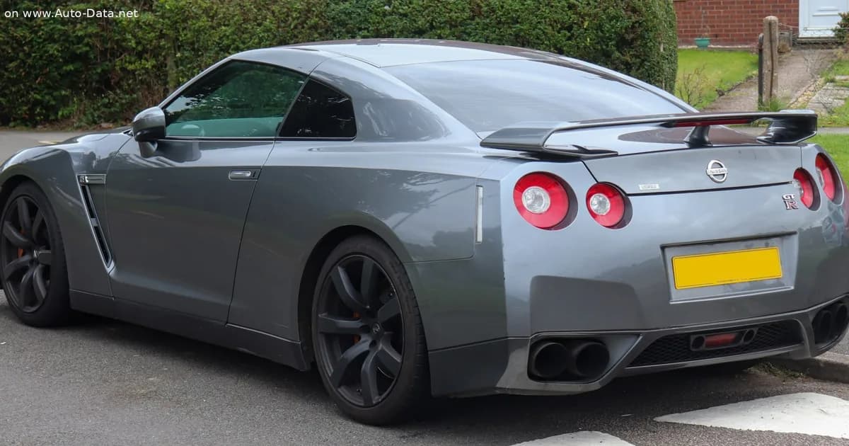 Nissan GT-R (R35) (2007–2010)