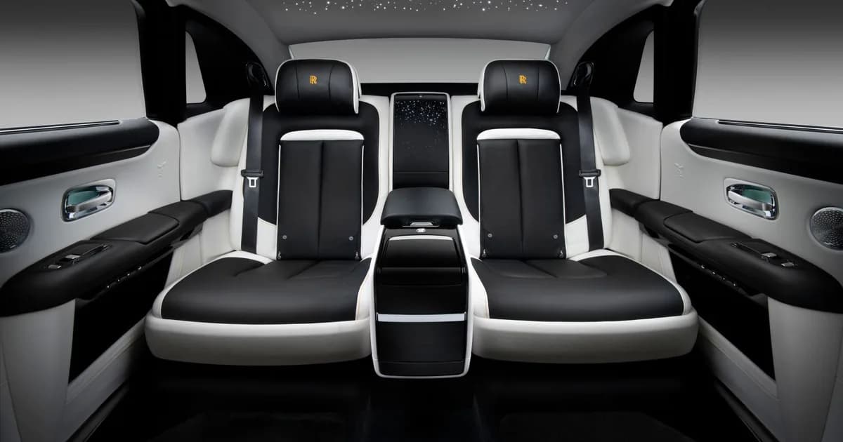 Rolls-Royce Ghost Extended Wheelbase II (2020–Presente)