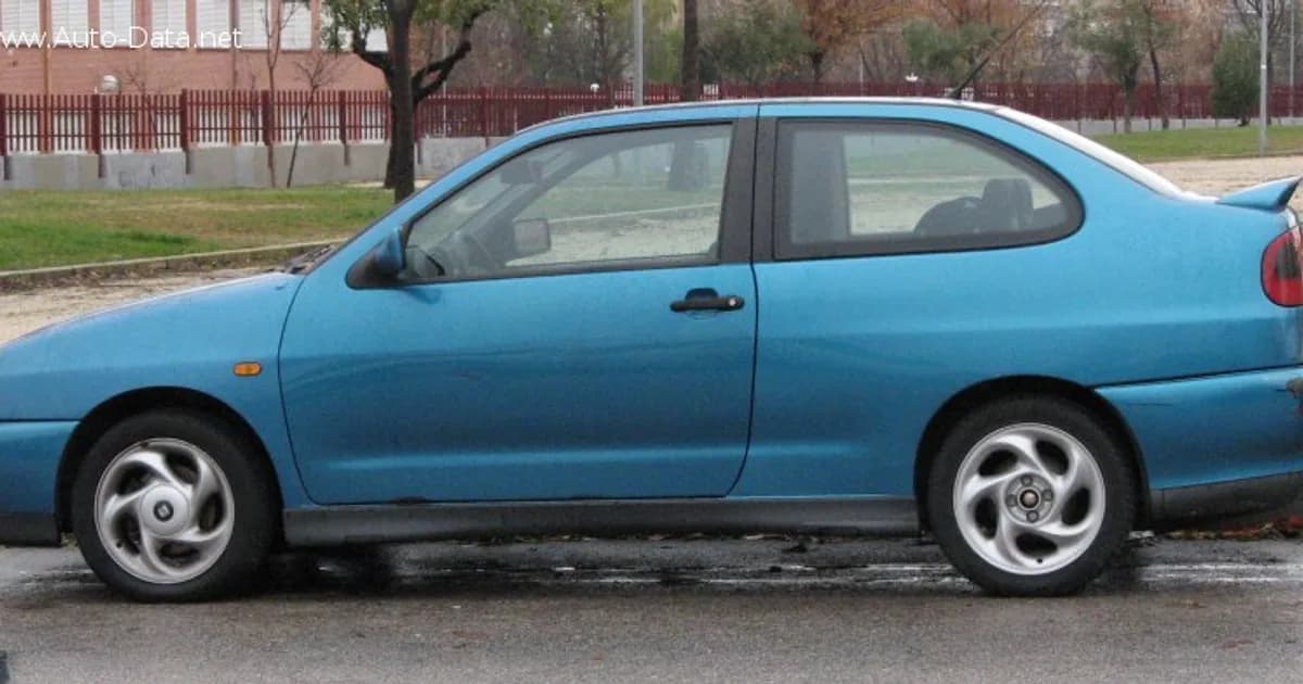 Seat Cordoba Coupe I (1995–1999)