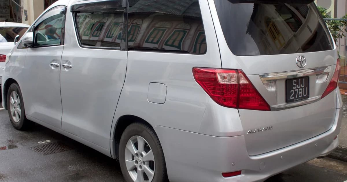 Toyota Alphard II (2008–2011)