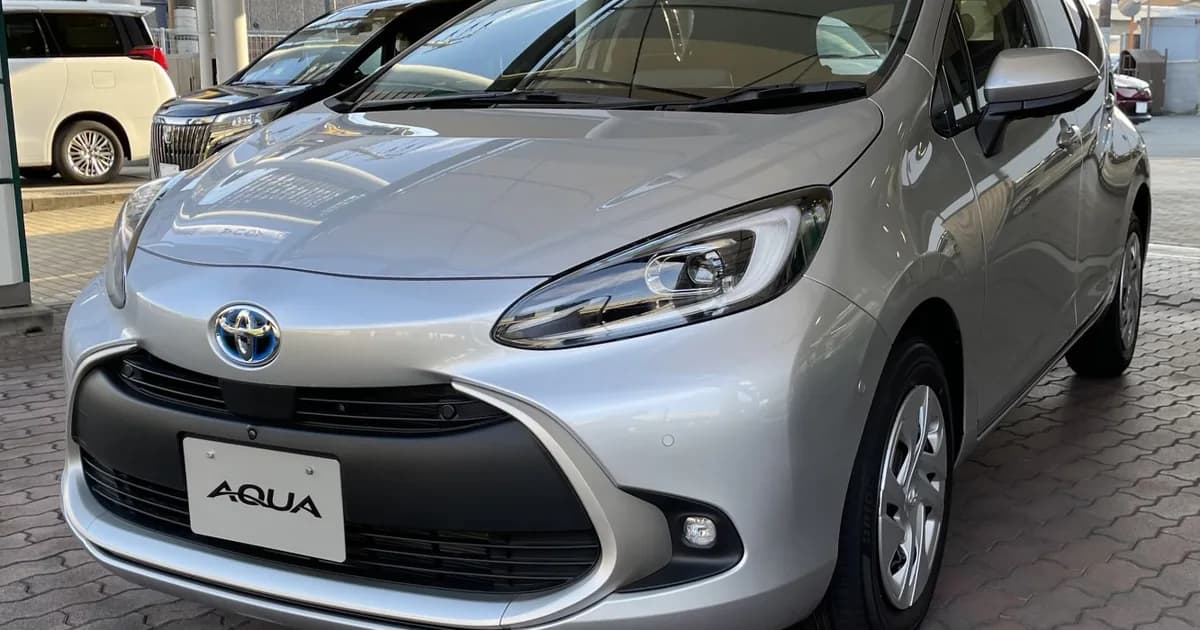 Toyota Aqua II (2021–2025)