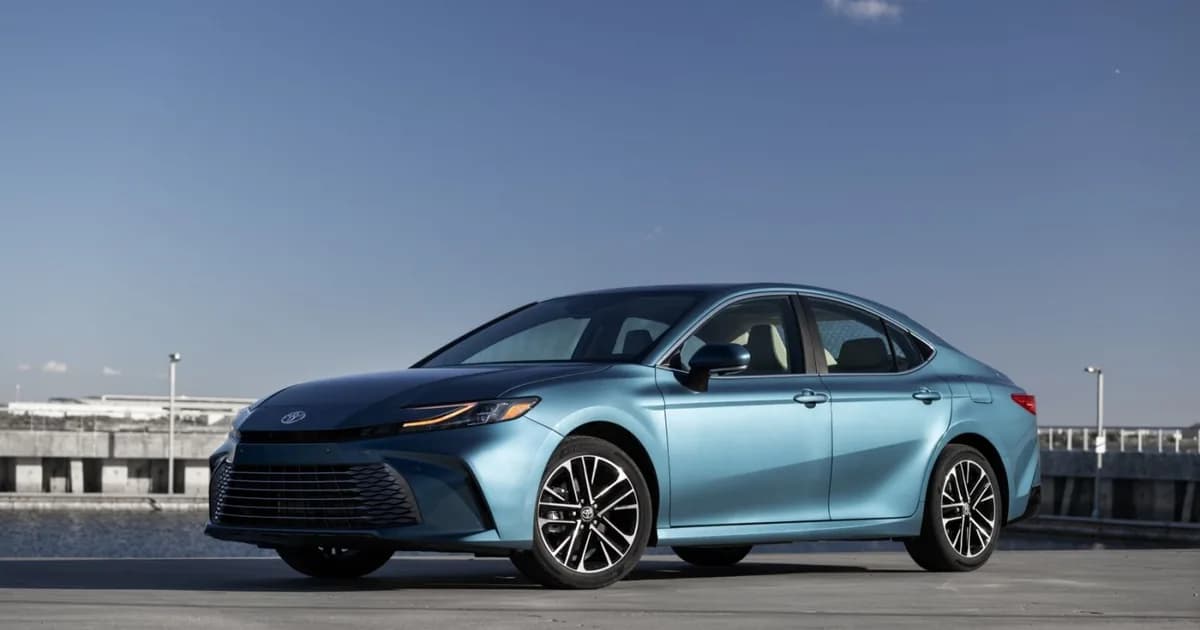 Toyota Camry IX (XV80) (2023–Presente)