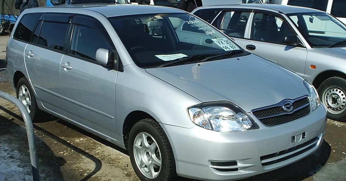 Toyota Corolla Fielder IX (2000–2007)