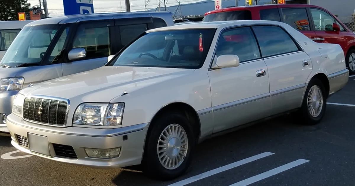 Toyota Crown Majesta II (S150, facelift 1997) (1997–1999)