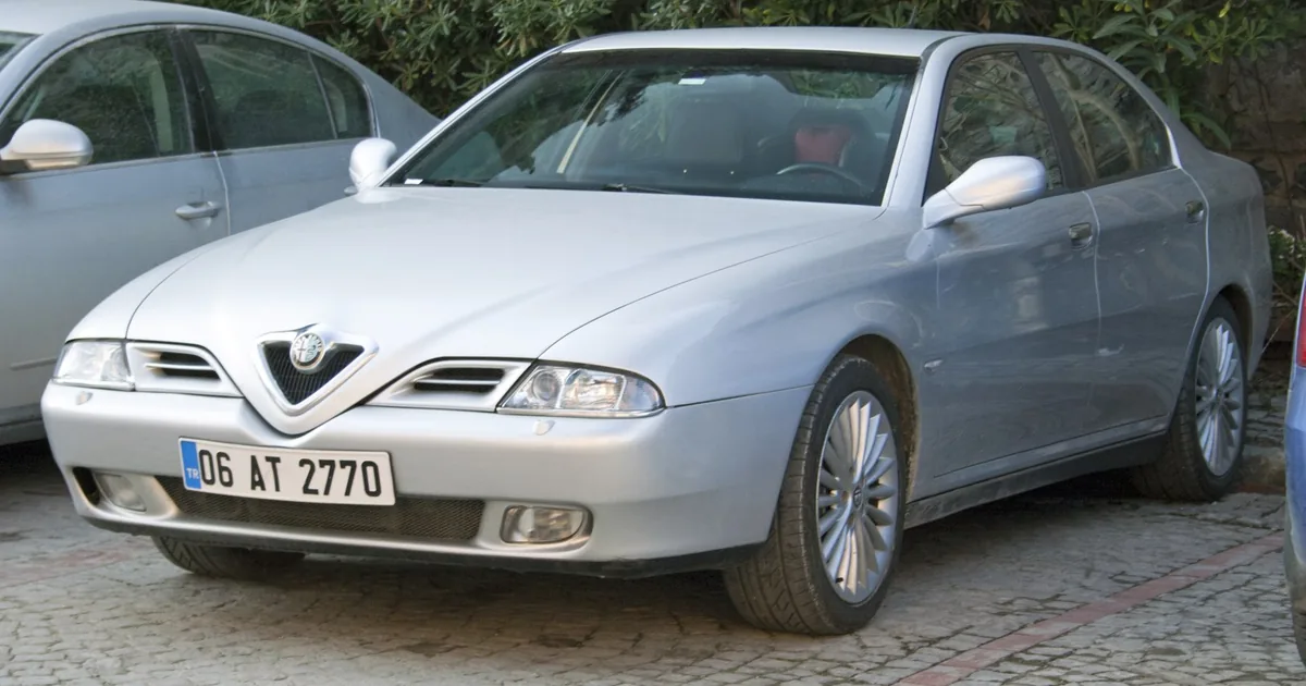 Alfa Romeo 166 (936)