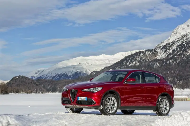 Alfa Romeo Stelvio I (2017–2022)