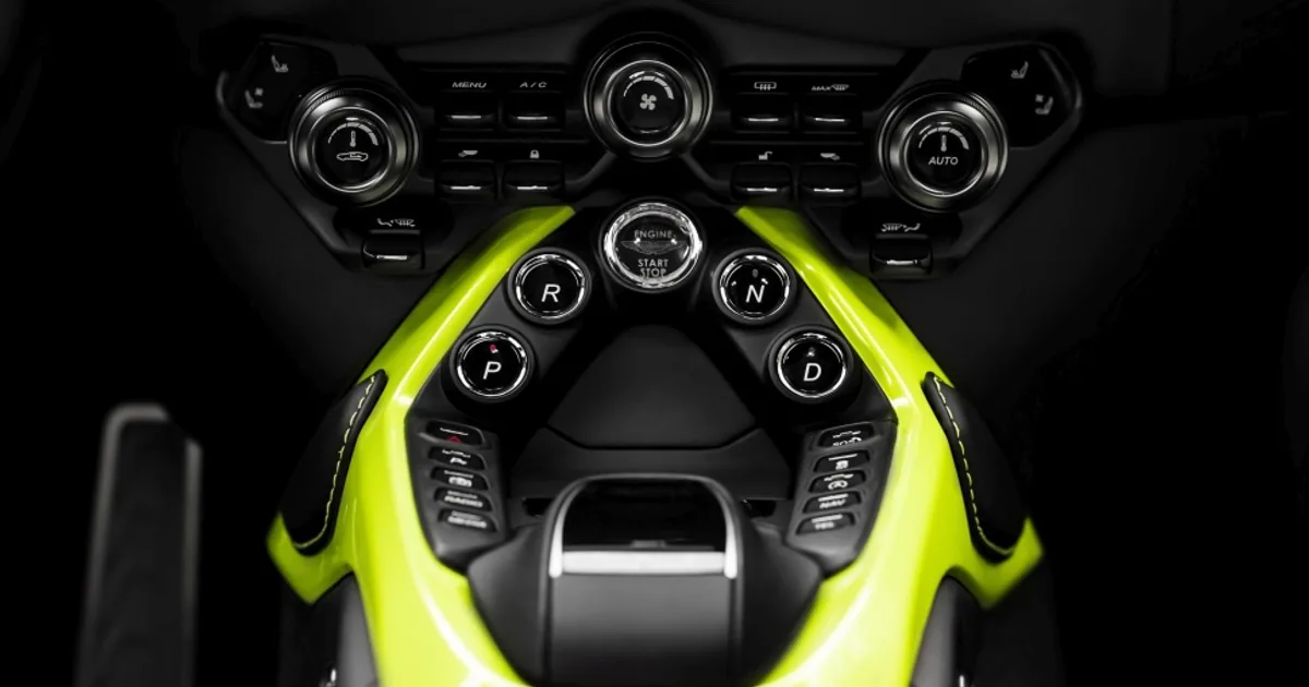 Aston Martin V8 Vantage (2018), (2018–2024)