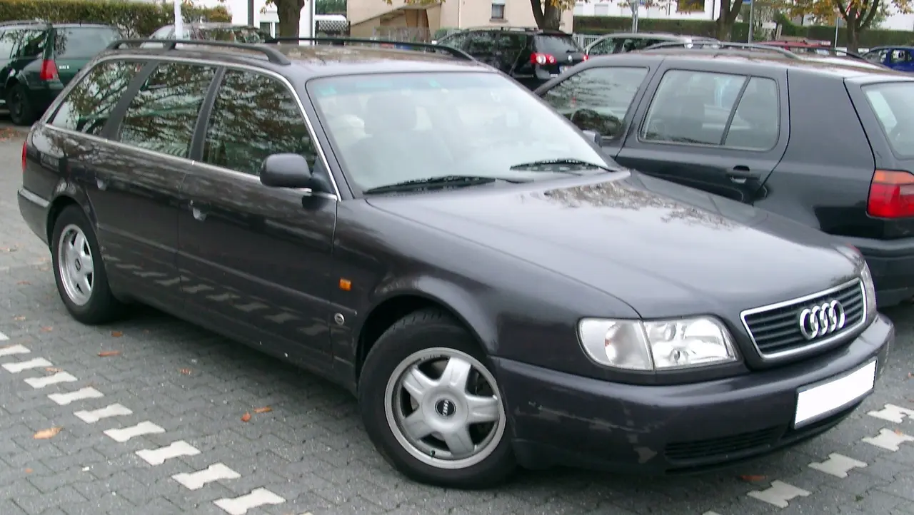 Audi A6 C4 (1995–1997)