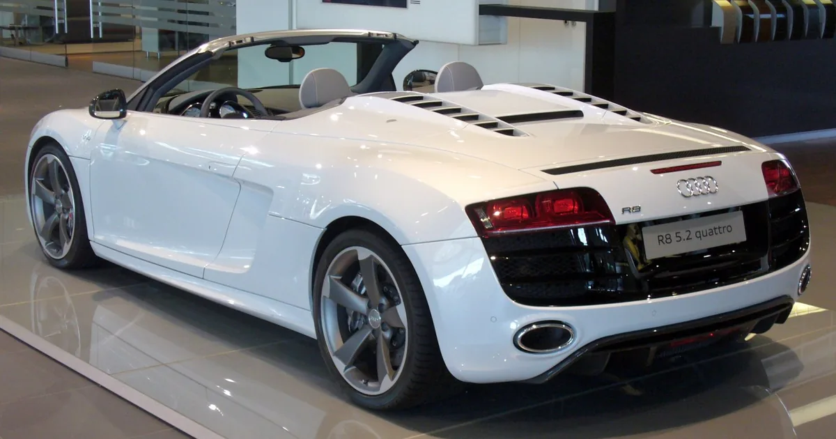 Audi R8 Spyder (42)
