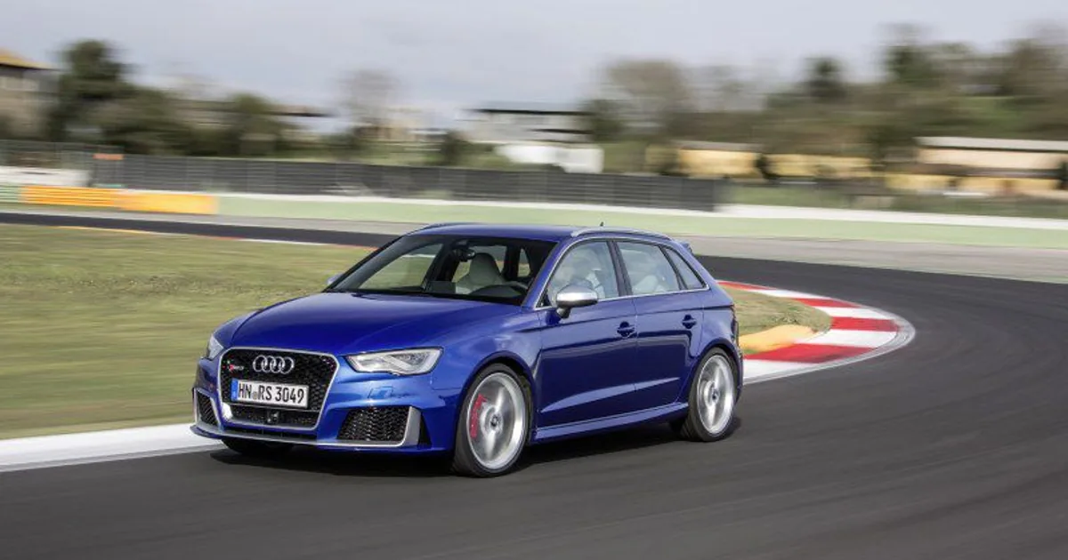 Audi RS3 sportback (8VA)