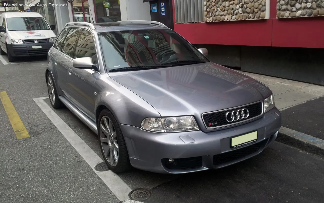 Audi RS4 B5 (1999–2001)