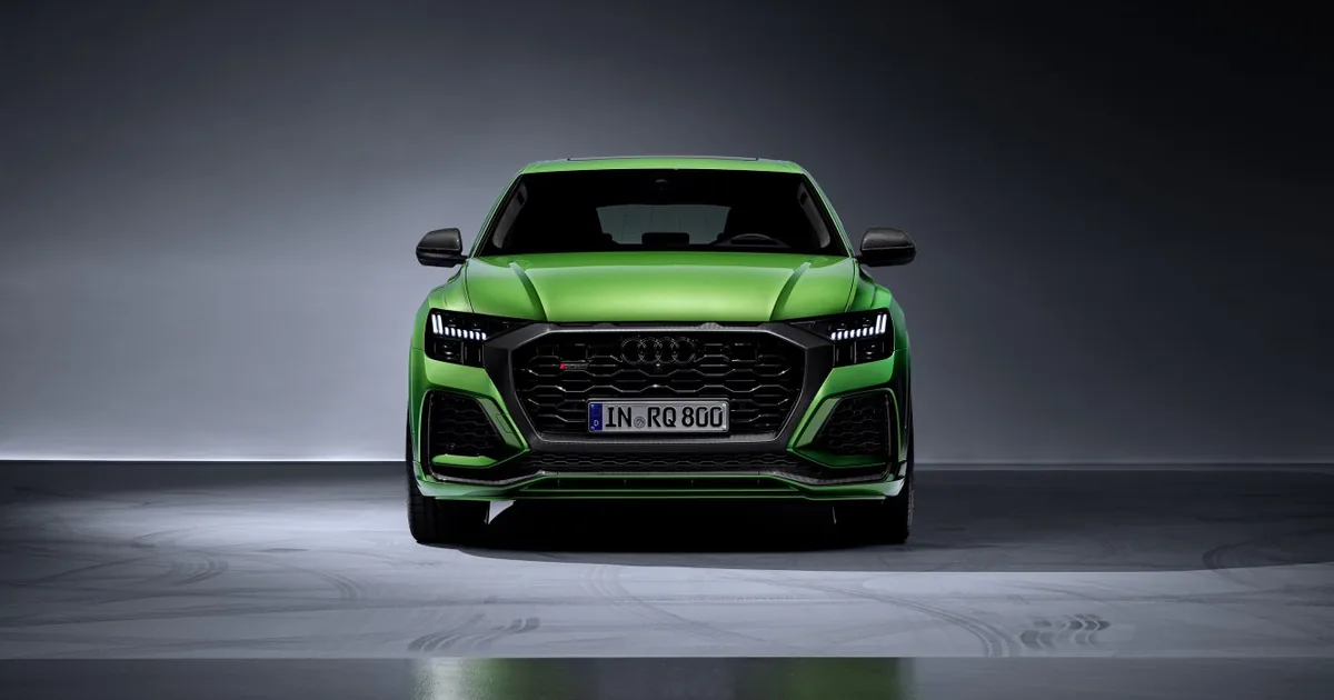 Audi RSQ8 (4M)