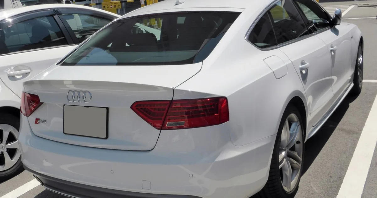 Audi S5 Sportback (8T, facelift 2011) (2011–2011)