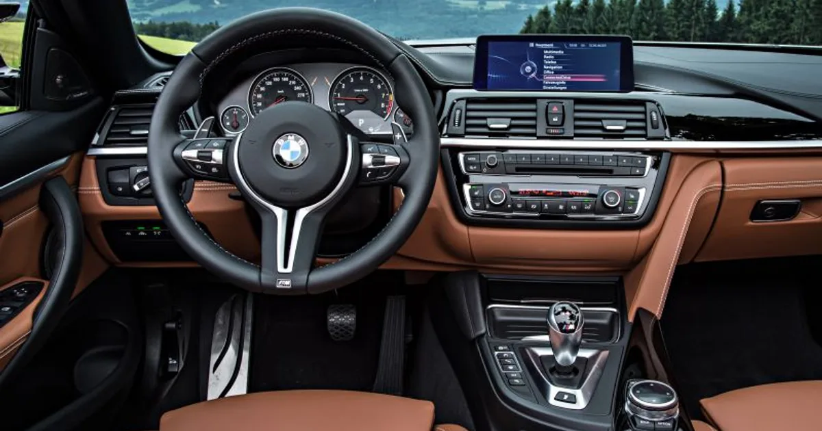 BMW M4 Cabriolet (F83)