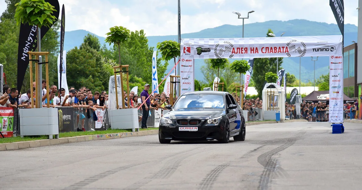 BMW M5 (E60 LCI, facelift 2007) (2007–2007)