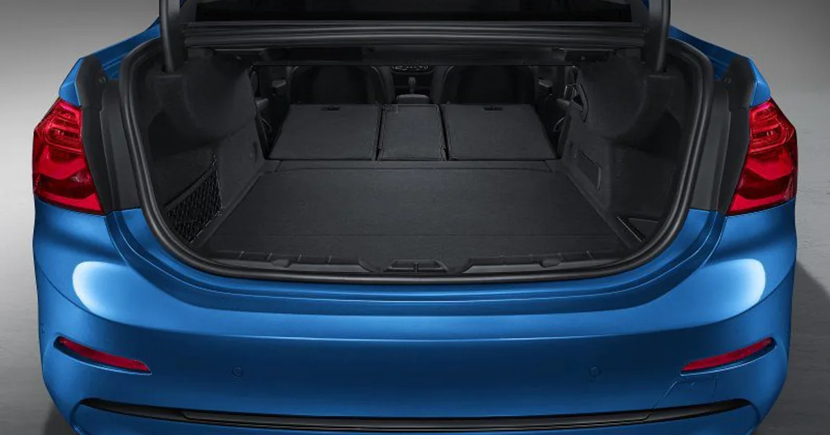 BMW Série 1 Berline (F52)