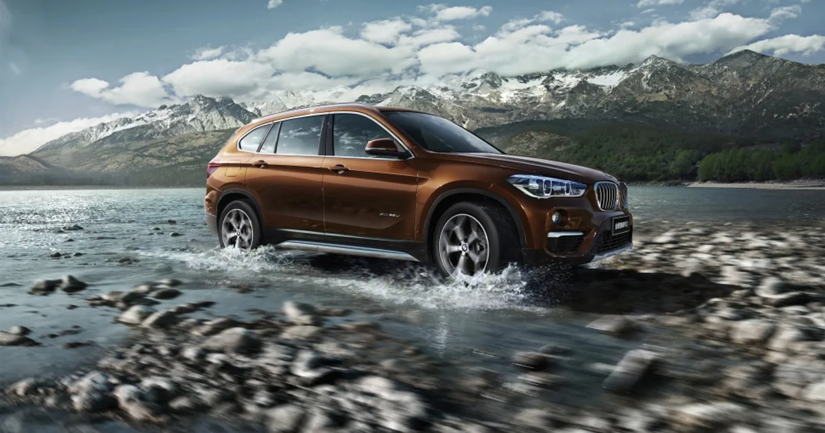 BMW X1 (F49, long)