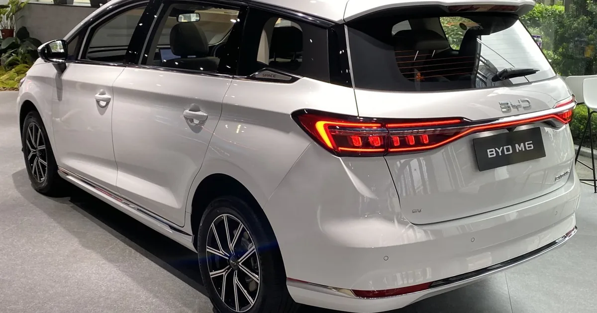BYD M6 (2024–2024)