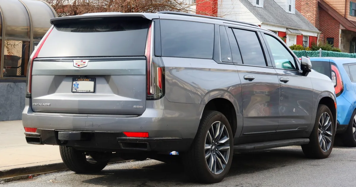 Cadillac Escalade V ESV