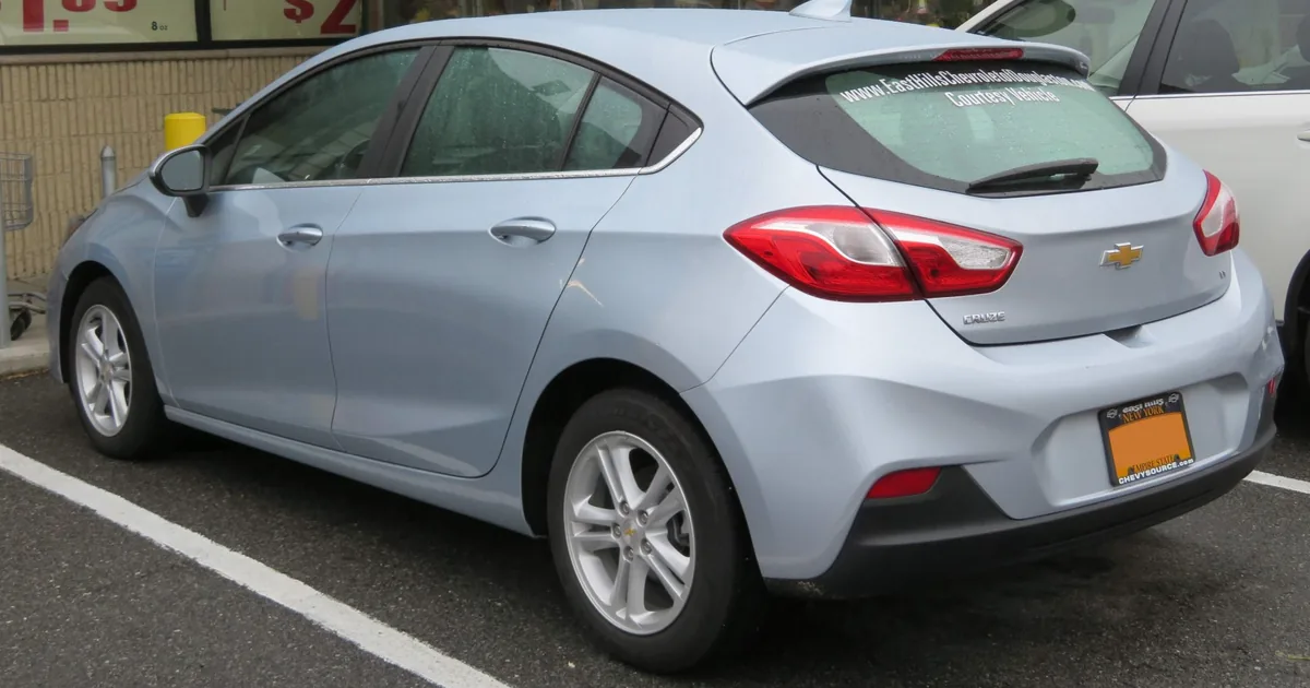 Chevrolet Cruze Hatchback II