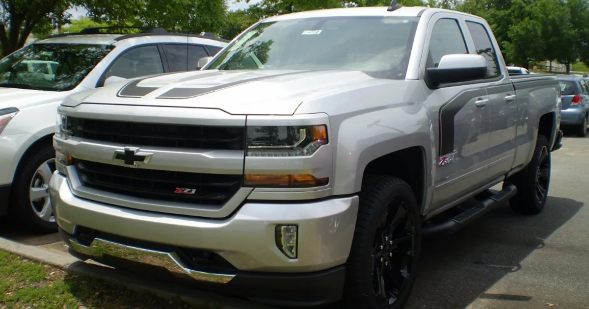 Chevrolet Silverado 1500 III (facelift 2016) Double Cab Standard Box (2016–2016)