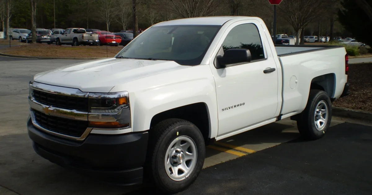 Chevrolet Silverado 1500 III (facelift 2016) Regular Cab Standard Box (2016–2016)