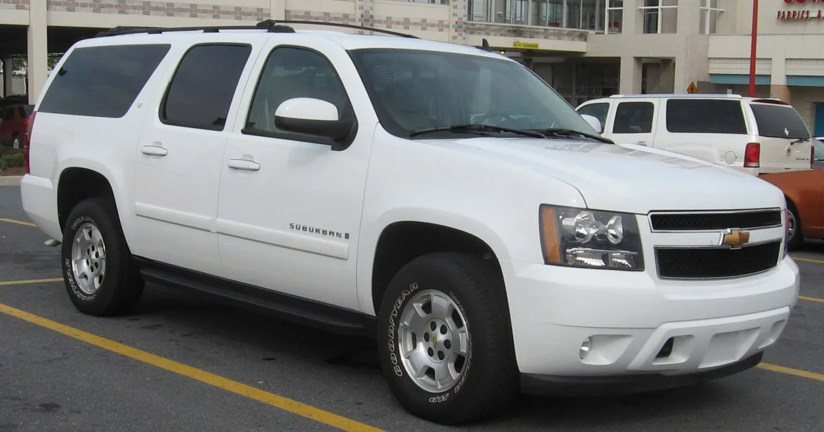 Chevrolet Suburban (GMT900)