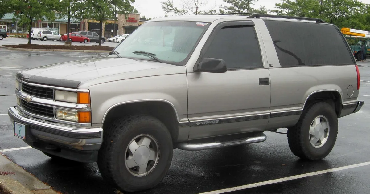 Chevrolet Tahoe (GMT410)