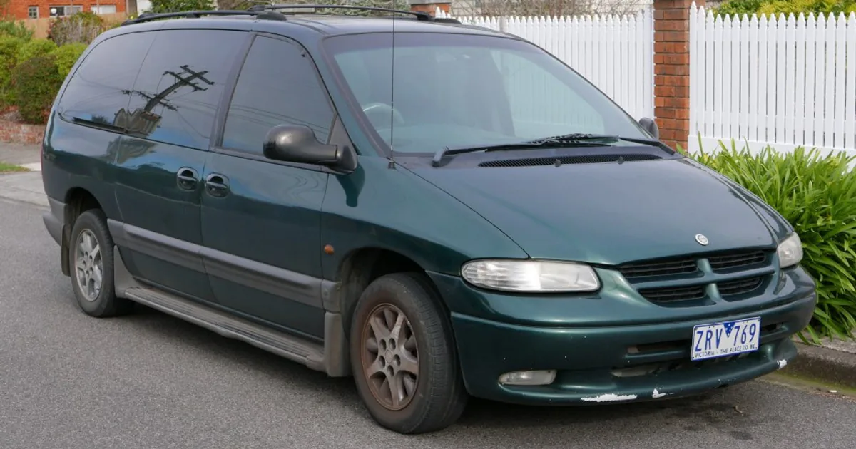 Chrysler Grand Voyager III
