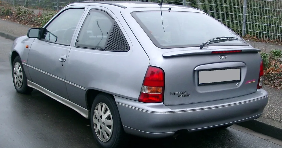 Daewoo Nexia Hatchback (KLETN)