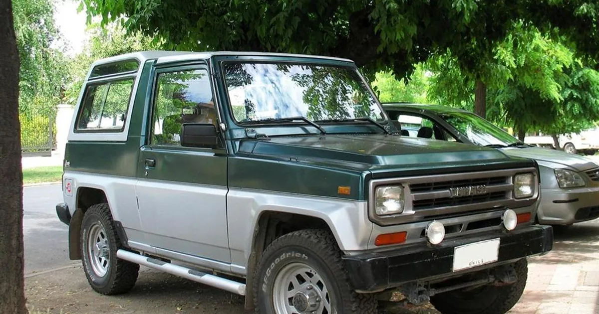 Daihatsu Rocky Hard Top (F7,F8)