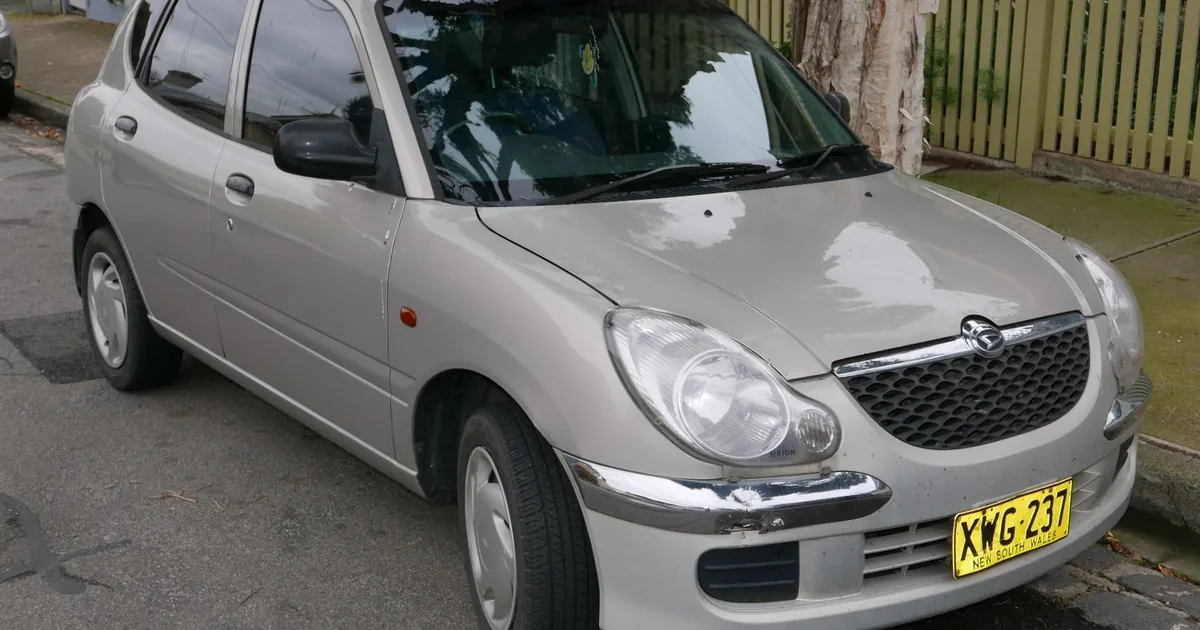 Daihatsu Sirion (M1)