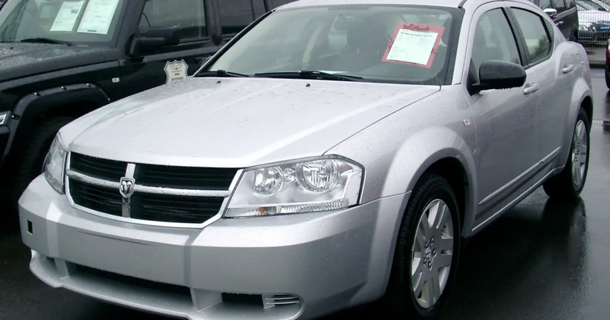 Dodge Avenger Sedan