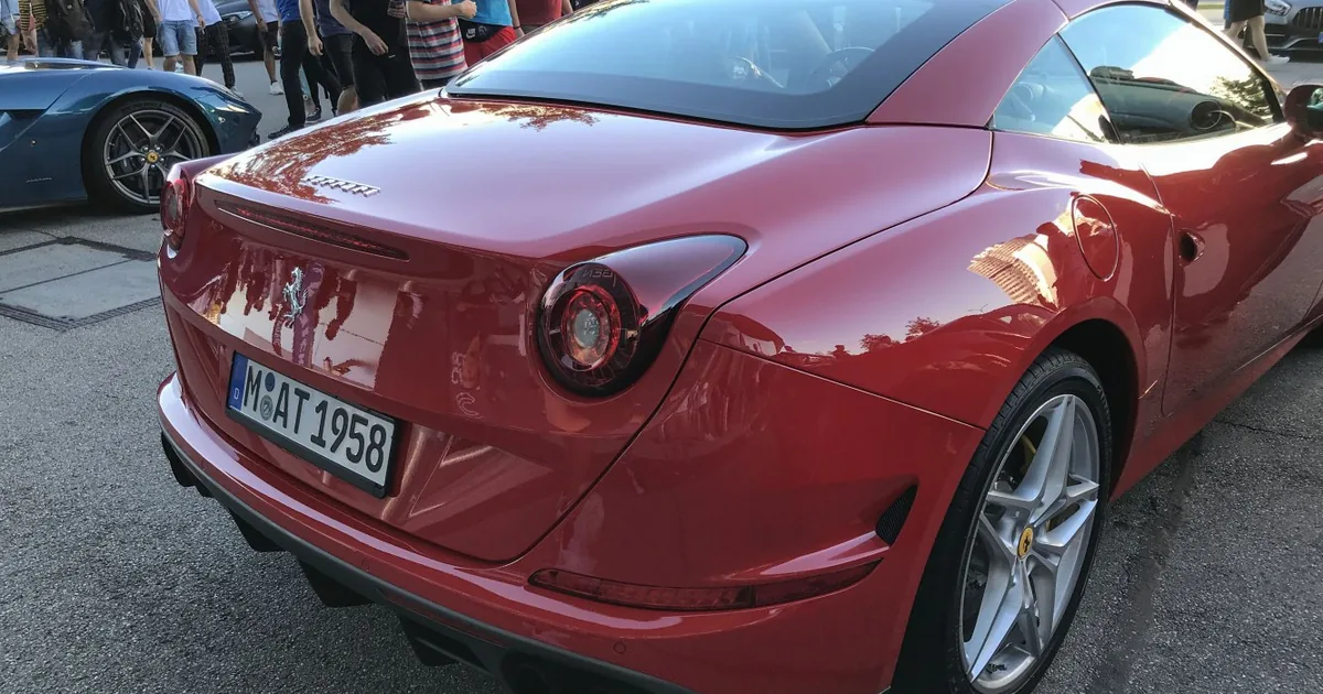 Ferrari California T