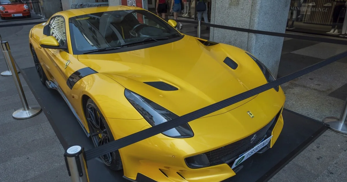 Ferrari F12tdf