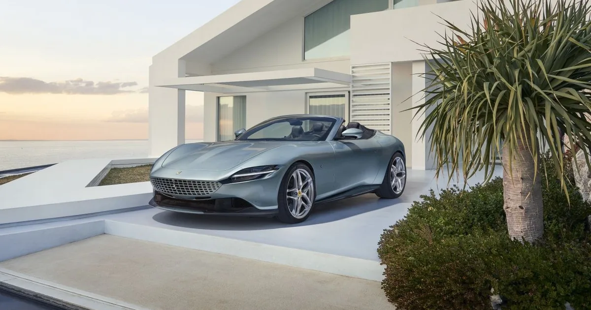 Ferrari Roma Spider