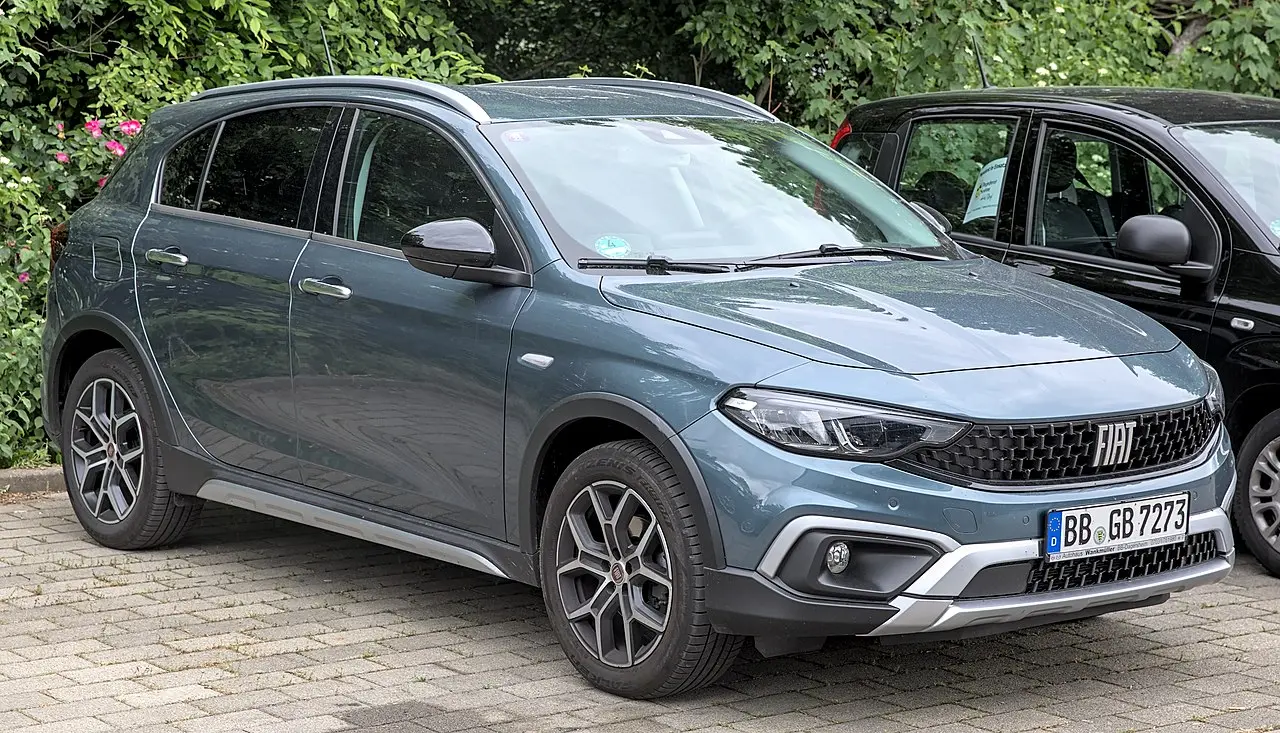Fiat Tipo Cross Wagon
