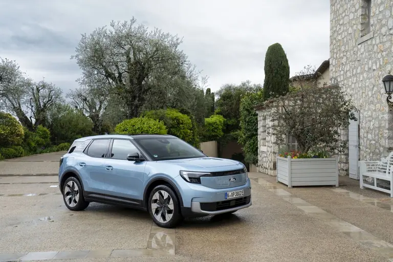 Ford Explorer EV