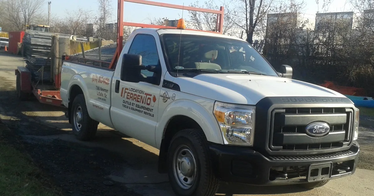 Ford F-350 Super Duty III Regular Cab Long box