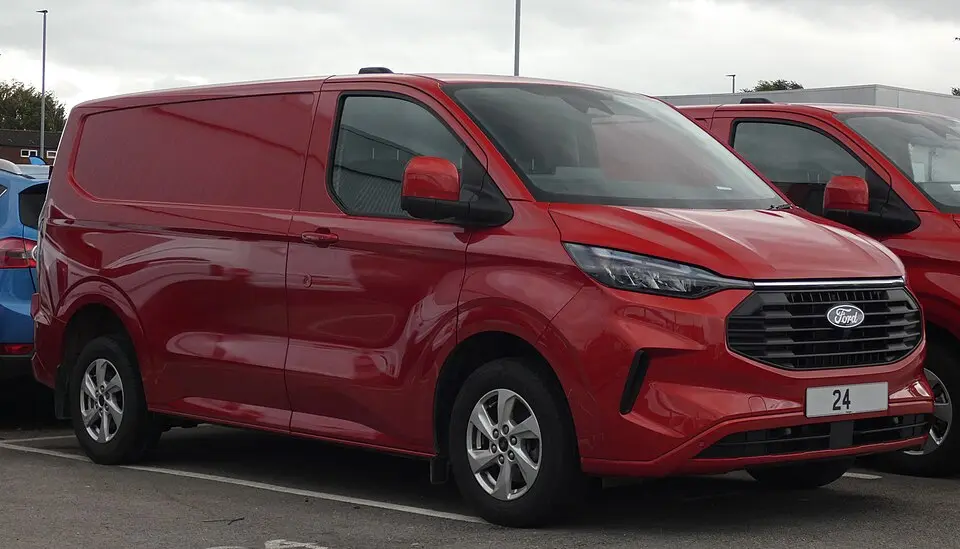 Ford Tourneo Custom II L2 (2023-Presente)