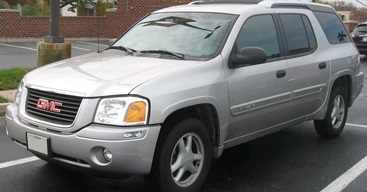 GMC Envoy II XUV (GMT305)