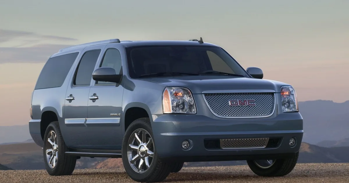 GMC Yukon XL III (GMT900)